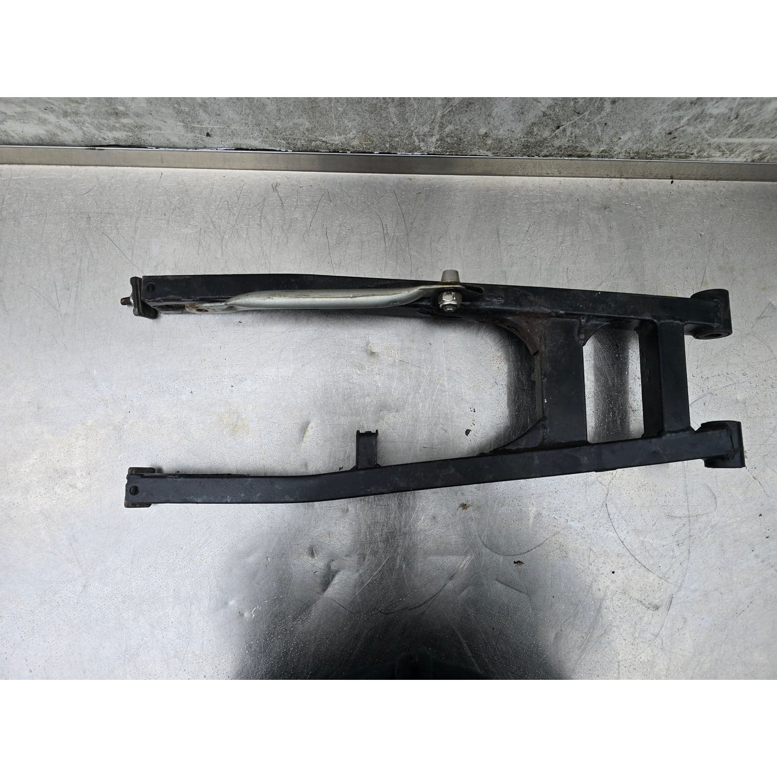Overhead view of the Suzuki RG125 Gamma rear swingarm